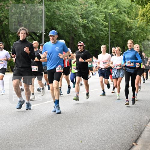 06.09.2026 - CURREX Alsterlauf Dr. Thomas Lammeyer http://msf.ph/oto/10115480 06.09.2026 09:10:40 Laufen 2015, 20, 317, 5738, 8035, 6455, 4572, 2232, 312, 5353, 2877, 089, 54 meine-sportfotos.de