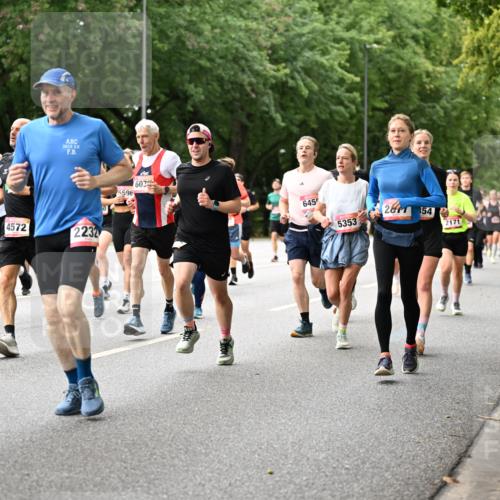 06.09.2026 - CURREX Alsterlauf Dr. Thomas Lammeyer http://msf.ph/oto/10115485 06.09.2026 09:10:41 Laufen 4572, 2015, 20, 2232, 5596, 607, 6455, 2617, 354, 5353, 2171, 089 meine-sportfotos.de