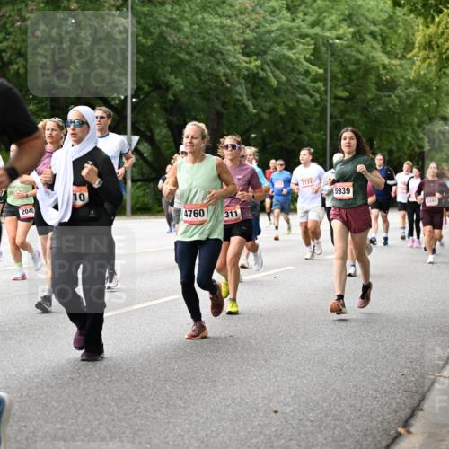 06.09.2026 - CURREX Alsterlauf Dr. Thomas Lammeyer http://msf.ph/oto/10115556 06.09.2026 09:10:51 Laufen 6464, 2040, 10, 4760, 311, 2733, 5939, 2491, 2485 meine-sportfotos.de