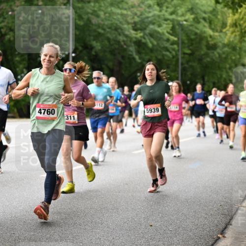 06.09.2026 - CURREX Alsterlauf Dr. Thomas Lammeyer http://msf.ph/oto/10115563 06.09.2026 09:10:52 Laufen 0, 5380, 2023, 4760, 311, 112, 5939 meine-sportfotos.de