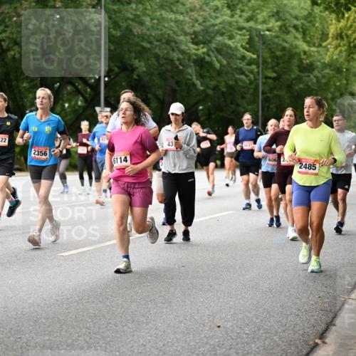 06.09.2026 - CURREX Alsterlauf Dr. Thomas Lammeyer http://msf.ph/oto/10115576 06.09.2026 09:10:54 Laufen 12, 22, 433, 5632, 2355, 2356, 6114, 606, 2485 meine-sportfotos.de