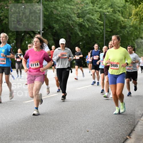 06.09.2026 - CURREX Alsterlauf Dr. Thomas Lammeyer http://msf.ph/oto/10115579 06.09.2026 09:10:54 Laufen 2355, 2356, 6114, 354, 60, 2485, 4, 6065 meine-sportfotos.de