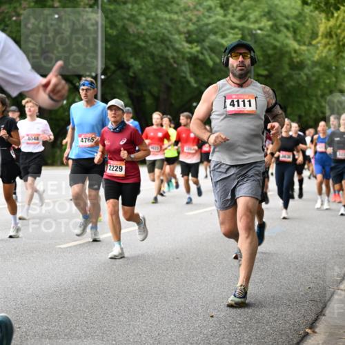 06.09.2026 - CURREX Alsterlauf Dr. Thomas Lammeyer http://msf.ph/oto/10115623 06.09.2026 09:11:00 Laufen 4943, 4048, 4765, 2229, 425, 4111, 3852 meine-sportfotos.de