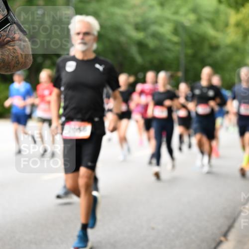 06.09.2026 - CURREX Alsterlauf Dr. Thomas Lammeyer http://msf.ph/oto/10115635 06.09.2026 09:11:02 Laufen  meine-sportfotos.de