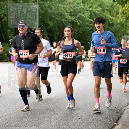 06.09.2026 - CURREX Alsterlauf Dr. Thomas Lammeyer http://msf.ph/oto/10115668 06.09.2026 09:11:07 Laufen 5100, 2979, 4127, 4413, 4415, 2548 meine-sportfotos.de