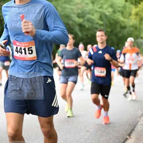 06.09.2026 - CURREX Alsterlauf Dr. Thomas Lammeyer http://msf.ph/oto/10115672 06.09.2026 09:11:08 Laufen 4415, 2548 meine-sportfotos.de