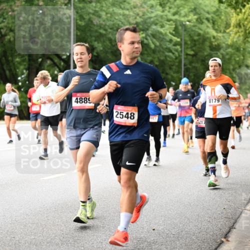 06.09.2026 - CURREX Alsterlauf Dr. Thomas Lammeyer http://msf.ph/oto/10115674 06.09.2026 09:11:09 Laufen 4889, 2548, 953, 217, 8179 meine-sportfotos.de