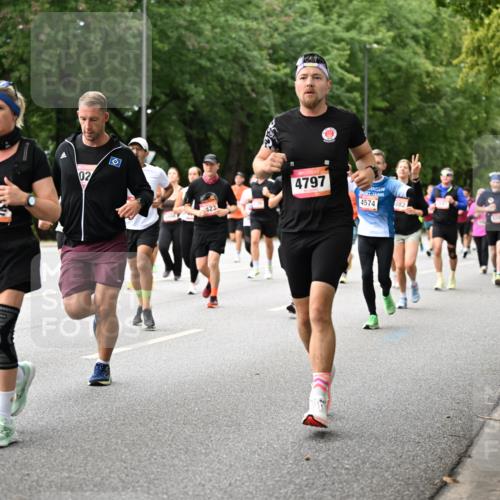 06.09.2026 - CURREX Alsterlauf Dr. Thomas Lammeyer http://msf.ph/oto/10115714 06.09.2026 09:11:15 Laufen 52, 132, 02, 123, 4797, 4574, 082 meine-sportfotos.de