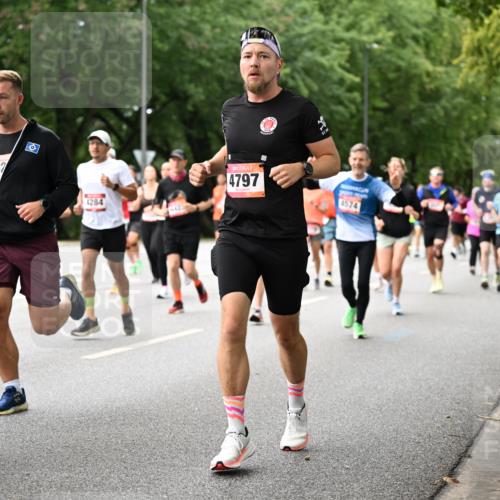 06.09.2026 - CURREX Alsterlauf Dr. Thomas Lammeyer http://msf.ph/oto/10115715 06.09.2026 09:11:15 Laufen 07, 4284, 4797, 4574 meine-sportfotos.de