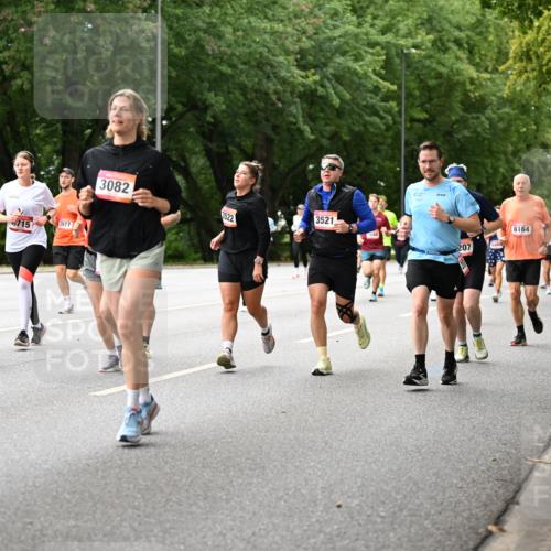 06.09.2026 - CURREX Alsterlauf Dr. Thomas Lammeyer http://msf.ph/oto/10115734 06.09.2026 09:11:18 Laufen 5120, 715, 2977, 3082, 3522, 3521, 207, 6164 meine-sportfotos.de
