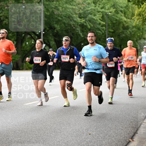 06.09.2026 - CURREX Alsterlauf Dr. Thomas Lammeyer http://msf.ph/oto/10115739 06.09.2026 09:11:19 Laufen 82, 3522, 5735, 3521, 8207, 6164 meine-sportfotos.de