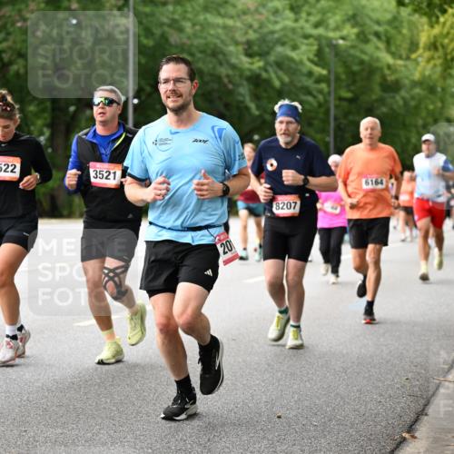 06.09.2026 - CURREX Alsterlauf Dr. Thomas Lammeyer http://msf.ph/oto/10115743 06.09.2026 09:11:20 Laufen 3522, 3521, 1001, 201, 8207, 6164 meine-sportfotos.de