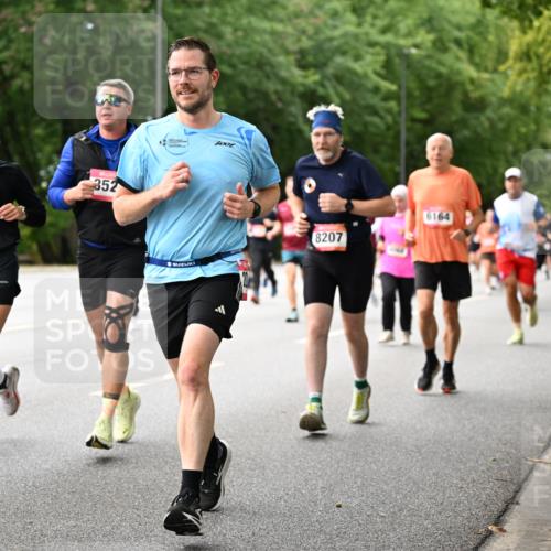 06.09.2026 - CURREX Alsterlauf Dr. Thomas Lammeyer http://msf.ph/oto/10115744 06.09.2026 09:11:20 Laufen 3522, 352, 8207, 6164 meine-sportfotos.de