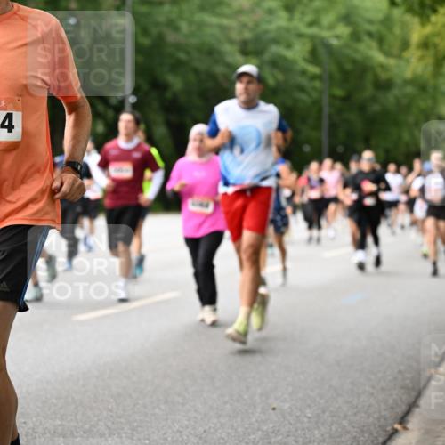 06.09.2026 - CURREX Alsterlauf Dr. Thomas Lammeyer http://msf.ph/oto/10115752 06.09.2026 09:11:22 Laufen 6164 meine-sportfotos.de