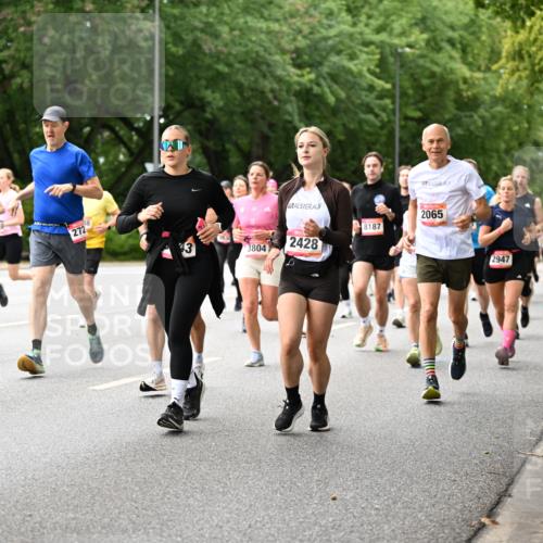 06.09.2026 - CURREX Alsterlauf Dr. Thomas Lammeyer http://msf.ph/oto/10115772 06.09.2026 09:11:25 Laufen 3519, 247, 272, 2065, 8187, 2428, 3804, 2947 meine-sportfotos.de