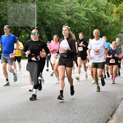06.09.2026 - CURREX Alsterlauf Dr. Thomas Lammeyer http://msf.ph/oto/10115773 06.09.2026 09:11:26 Laufen 519, 5247, 27, 8187, 2065, 2947 meine-sportfotos.de