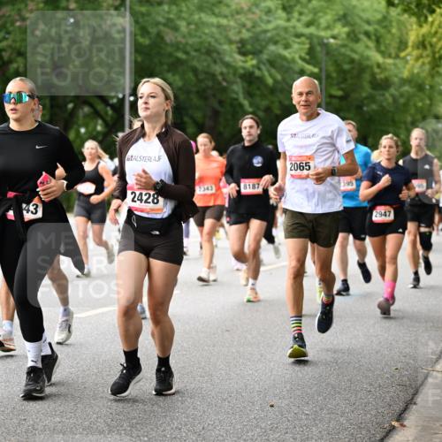 06.09.2026 - CURREX Alsterlauf Dr. Thomas Lammeyer http://msf.ph/oto/10115775 06.09.2026 09:11:26 Laufen 247, 272, 2343, 8187, 2428, 43, 2065, 395, 2947 meine-sportfotos.de