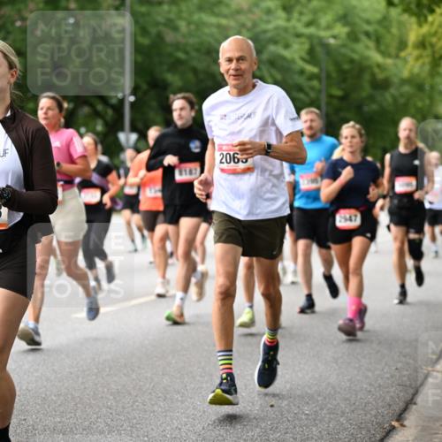 06.09.2026 - CURREX Alsterlauf Dr. Thomas Lammeyer http://msf.ph/oto/10115781 06.09.2026 09:11:27 Laufen 2065, 2428, 2947 meine-sportfotos.de