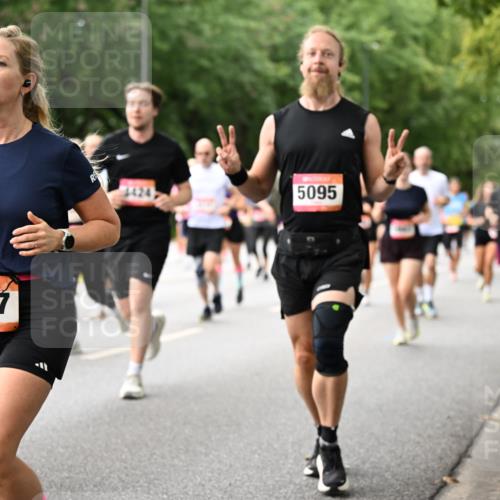 06.09.2026 - CURREX Alsterlauf Dr. Thomas Lammeyer http://msf.ph/oto/10115793 06.09.2026 09:11:29 Laufen 8, 2947, 5095 meine-sportfotos.de