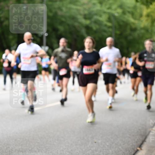 06.09.2026 - CURREX Alsterlauf Dr. Thomas Lammeyer http://msf.ph/oto/10115805 06.09.2026 09:11:30 Laufen  meine-sportfotos.de