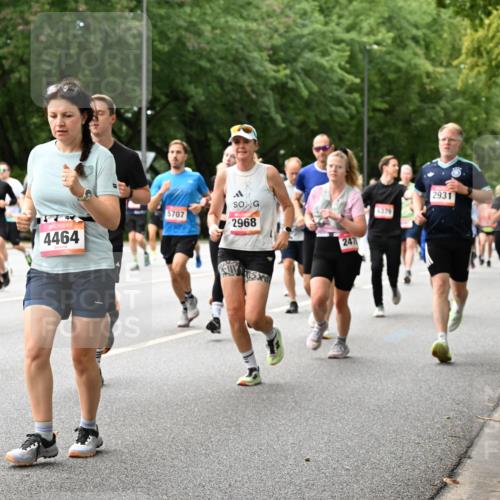 06.09.2026 - CURREX Alsterlauf Dr. Thomas Lammeyer http://msf.ph/oto/10115845 06.09.2026 09:11:39 Laufen 2621, 4464, 5707, 2968, 247, 2931, 5653 meine-sportfotos.de