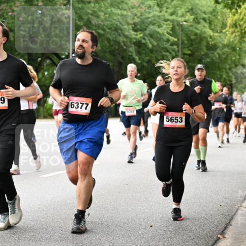 06.09.2026 - CURREX Alsterlauf Dr. Thomas Lammeyer http://msf.ph/oto/10115868 06.09.2026 09:11:43 Laufen 6379, 6377, 5087, 5653, 5810 meine-sportfotos.de