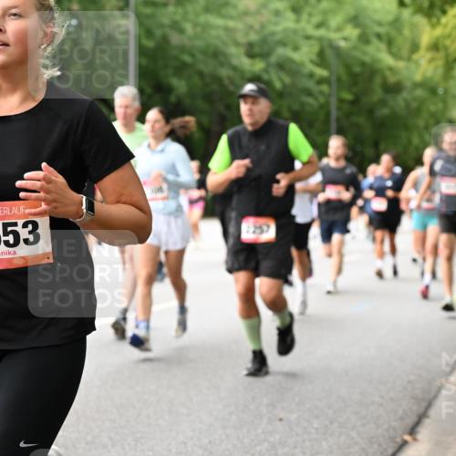 06.09.2026 - CURREX Alsterlauf Dr. Thomas Lammeyer http://msf.ph/oto/10115879 06.09.2026 09:11:45 Laufen 5653 meine-sportfotos.de