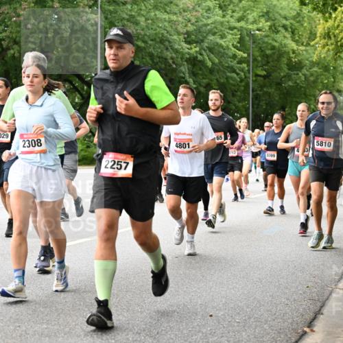 06.09.2026 - CURREX Alsterlauf Dr. Thomas Lammeyer http://msf.ph/oto/10115882 06.09.2026 09:11:45 Laufen 8029, 2308, 2257, 4801, 65, 4, 712, 8099, 5810, 2702 meine-sportfotos.de