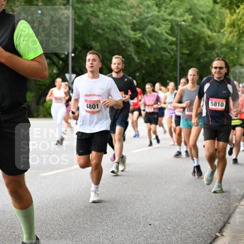 06.09.2026 - CURREX Alsterlauf Dr. Thomas Lammeyer http://msf.ph/oto/10115887 06.09.2026 09:11:46 Laufen 2025, 508, 2257, 4801, 480, 5810 meine-sportfotos.de