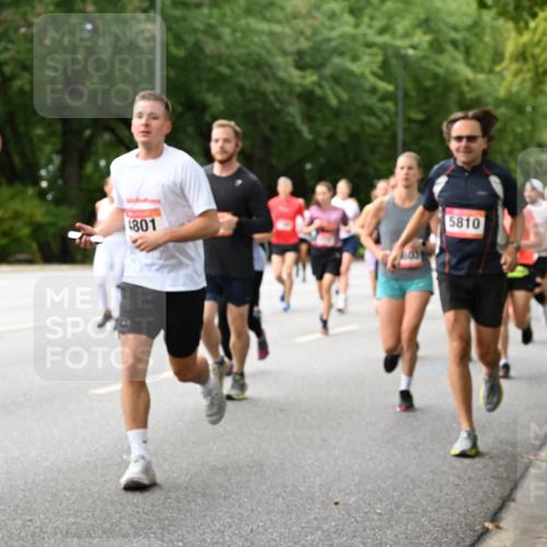 06.09.2026 - CURREX Alsterlauf Dr. Thomas Lammeyer http://msf.ph/oto/10115889 06.09.2026 09:11:46 Laufen 4801, 5810 meine-sportfotos.de
