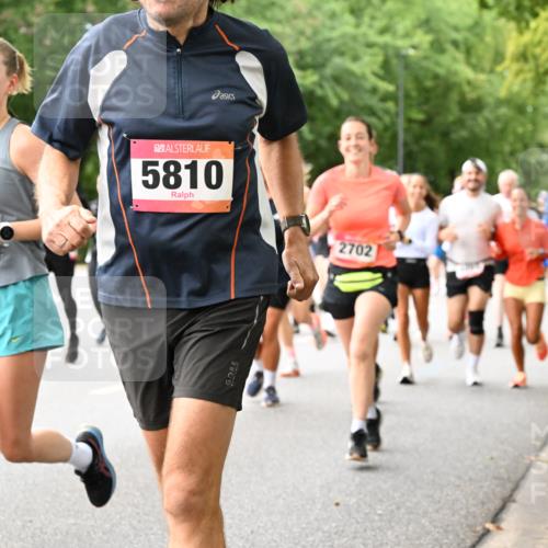 06.09.2026 - CURREX Alsterlauf Dr. Thomas Lammeyer http://msf.ph/oto/10115901 06.09.2026 09:11:48 Laufen 8, 5810, 2702 meine-sportfotos.de