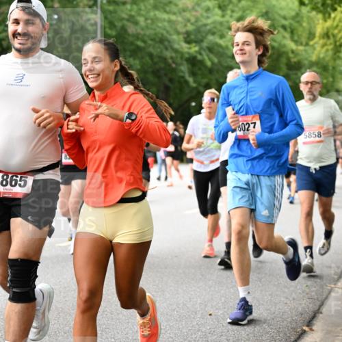 06.09.2026 - CURREX Alsterlauf Dr. Thomas Lammeyer http://msf.ph/oto/10115920 06.09.2026 09:11:51 Laufen 370, 4865, 027, 5858 meine-sportfotos.de