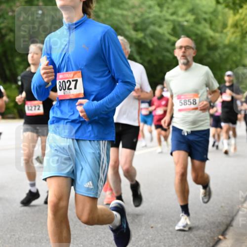 06.09.2026 - CURREX Alsterlauf Dr. Thomas Lammeyer http://msf.ph/oto/10115926 06.09.2026 09:11:51 Laufen 1273, 1272, 8027, 5858 meine-sportfotos.de