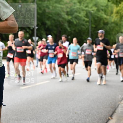 06.09.2026 - CURREX Alsterlauf Dr. Thomas Lammeyer http://msf.ph/oto/10115933 06.09.2026 09:11:53 Laufen 8 meine-sportfotos.de