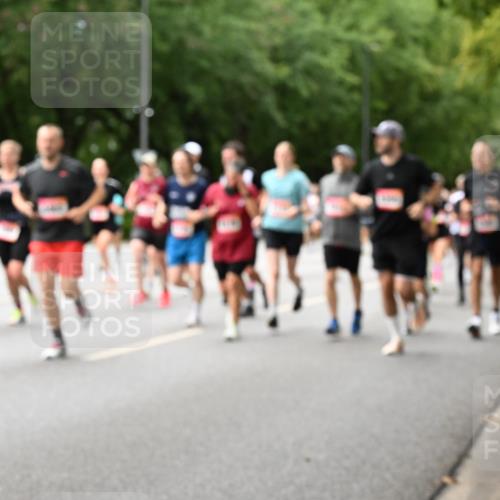 06.09.2026 - CURREX Alsterlauf Dr. Thomas Lammeyer http://msf.ph/oto/10115935 06.09.2026 09:11:53 Laufen  meine-sportfotos.de