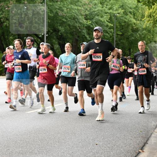 06.09.2026 - CURREX Alsterlauf Dr. Thomas Lammeyer http://msf.ph/oto/10115940 06.09.2026 09:11:54 Laufen 4462, 5662, 5725, 4276, 2173, 4949, 8265, 4057, 411, 37, 6386, 011, 3825 meine-sportfotos.de