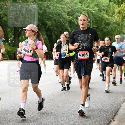 06.09.2026 - CURREX Alsterlauf Dr. Thomas Lammeyer http://msf.ph/oto/10115953 06.09.2026 09:11:56 Laufen 5, 73, 4057, 2374, 6386, 4049, 3825 meine-sportfotos.de