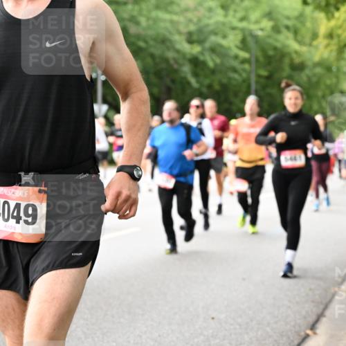 06.09.2026 - CURREX Alsterlauf Dr. Thomas Lammeyer http://msf.ph/oto/10115985 06.09.2026 09:12:01 Laufen 4049 meine-sportfotos.de