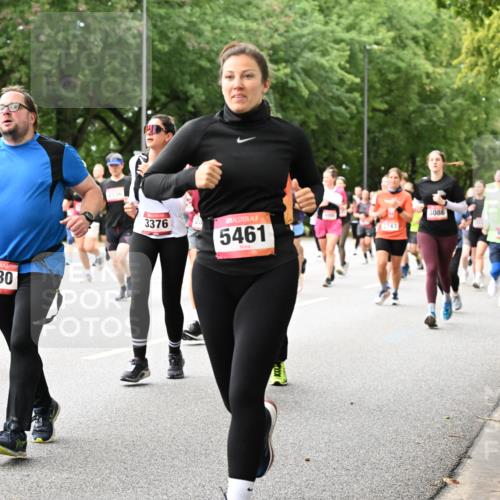 06.09.2026 - CURREX Alsterlauf Dr. Thomas Lammeyer http://msf.ph/oto/10115994 06.09.2026 09:12:02 Laufen 22, 6036, 2830, 2136, 2743, 3376, 5461, 3086, 1219 meine-sportfotos.de