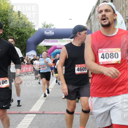 06.09.2026 - CURREX Alsterlauf Yannick Fuchs http://msf.ph/oto/10116002 06.09.2026 09:59:00 Ziel 2060, 2065, 2649, 2981, 3049, 3203, 3313, 3323, 3499, 3517, 3546, 3552, 3765, 4048, 4080, 4081, 4293, 4299, 4605, 4779, 5099, 5100, 5661, 6064, 6065, 6311, 8051, 8206, 8265, 8320 meine-sportfotos.de