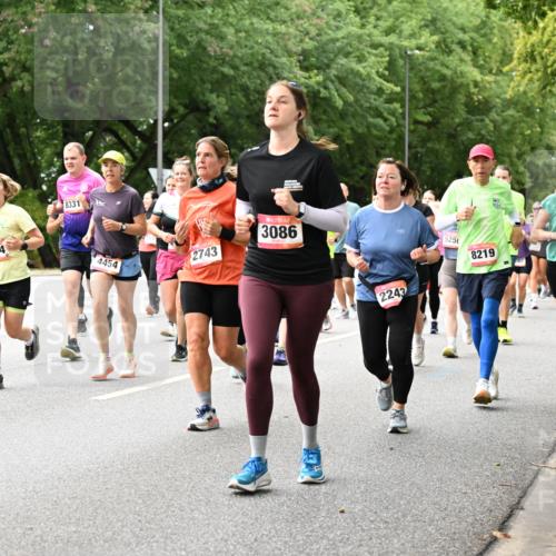 06.09.2026 - CURREX Alsterlauf Dr. Thomas Lammeyer http://msf.ph/oto/10116015 06.09.2026 09:12:05 Laufen 2601, 6244, 8331, 4454, 2743, 3086, 2243, 525, 8219, 5071 meine-sportfotos.de