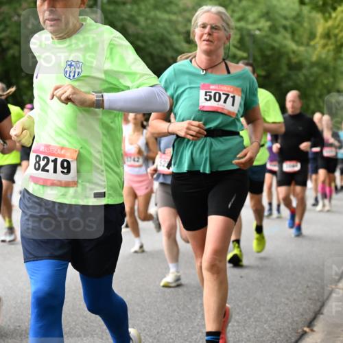 06.09.2026 - CURREX Alsterlauf Dr. Thomas Lammeyer http://msf.ph/oto/10116036 06.09.2026 09:12:08 Laufen 3626, 8219, 1742, 5071 meine-sportfotos.de