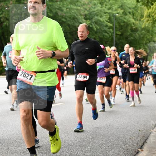 06.09.2026 - CURREX Alsterlauf Dr. Thomas Lammeyer http://msf.ph/oto/10116048 06.09.2026 09:12:09 Laufen 42, 2627, 2864, 8002, 6443 meine-sportfotos.de