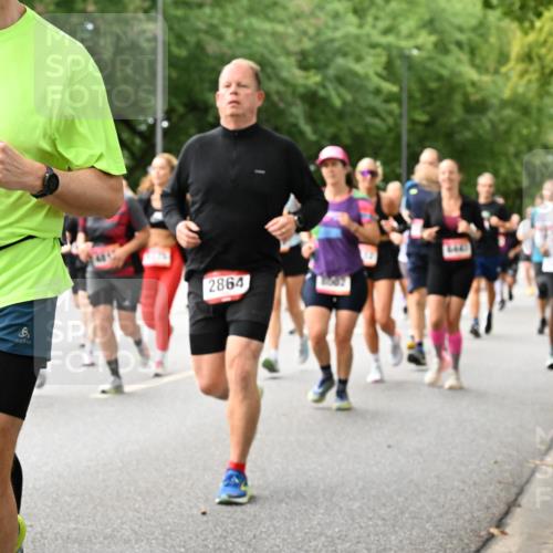 06.09.2026 - CURREX Alsterlauf Dr. Thomas Lammeyer http://msf.ph/oto/10116051 06.09.2026 09:12:10 Laufen 2627, 8, 2864 meine-sportfotos.de