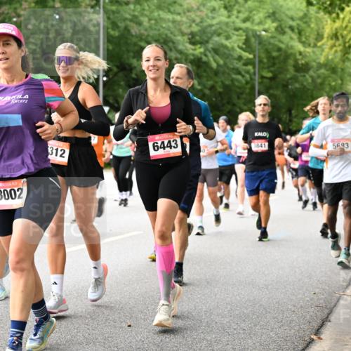06.09.2026 - CURREX Alsterlauf Dr. Thomas Lammeyer http://msf.ph/oto/10116064 06.09.2026 09:12:12 Laufen 5, 8002, 312, 6443, 3841, 5683 meine-sportfotos.de