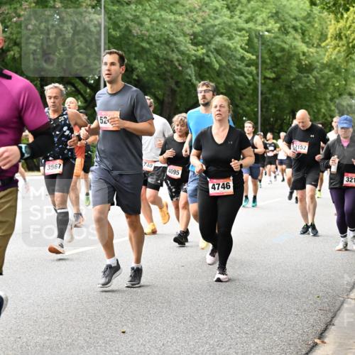 06.09.2026 - CURREX Alsterlauf Dr. Thomas Lammeyer http://msf.ph/oto/10116102 06.09.2026 09:12:17 Laufen 35, 4266, 3567, 52, 740, 4095, 4746, 2152, 3216, 8319 meine-sportfotos.de
