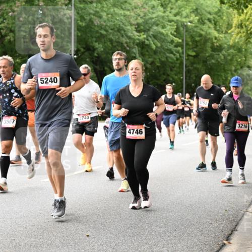 06.09.2026 - CURREX Alsterlauf Dr. Thomas Lammeyer http://msf.ph/oto/10116106 06.09.2026 09:12:17 Laufen 5240, 2740, 40, 3567, 4746, 6257, 2152, 3216, 8319 meine-sportfotos.de