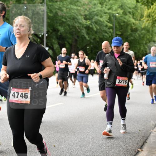 06.09.2026 - CURREX Alsterlauf Dr. Thomas Lammeyer http://msf.ph/oto/10116115 06.09.2026 09:12:18 Laufen 5018, 4746, 3216 meine-sportfotos.de