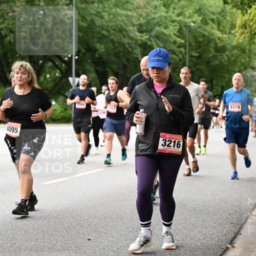 06.09.2026 - CURREX Alsterlauf Dr. Thomas Lammeyer http://msf.ph/oto/10116119 06.09.2026 09:12:19 Laufen 4095, 1068, 3216, 8319 meine-sportfotos.de