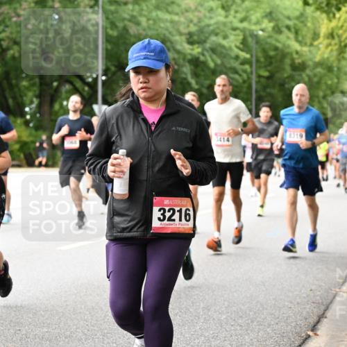 06.09.2026 - CURREX Alsterlauf Dr. Thomas Lammeyer http://msf.ph/oto/10116124 06.09.2026 09:12:20 Laufen 4095, 3216, 8319, 1414 meine-sportfotos.de